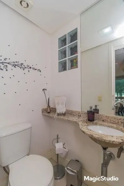 Imagem Vende apartamento no Bairro Passo da Areia - Porto Alegre