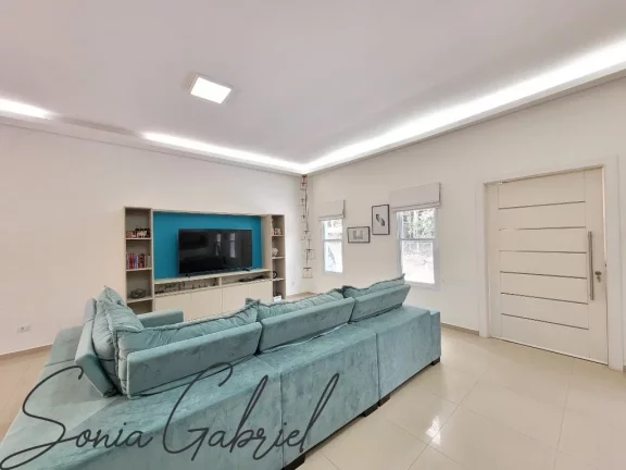 Imagem Imperdível: Casa em Condomínio à Venda em Vinhedo-SP, 3 Quartos, 1 Suíte, 3 Salas, 3 Banheiros, 5 Vagas e 253m²!