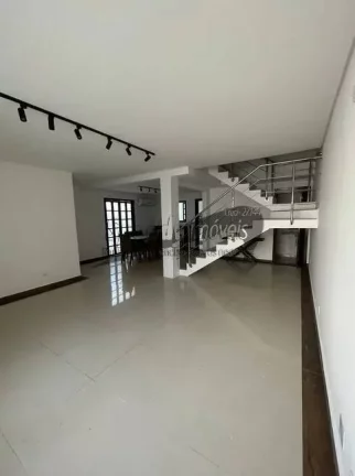 Foto do imóvel Casa para venda em Santos 3 dormitórios. em Avenida Doutor Epitácio Pessoa