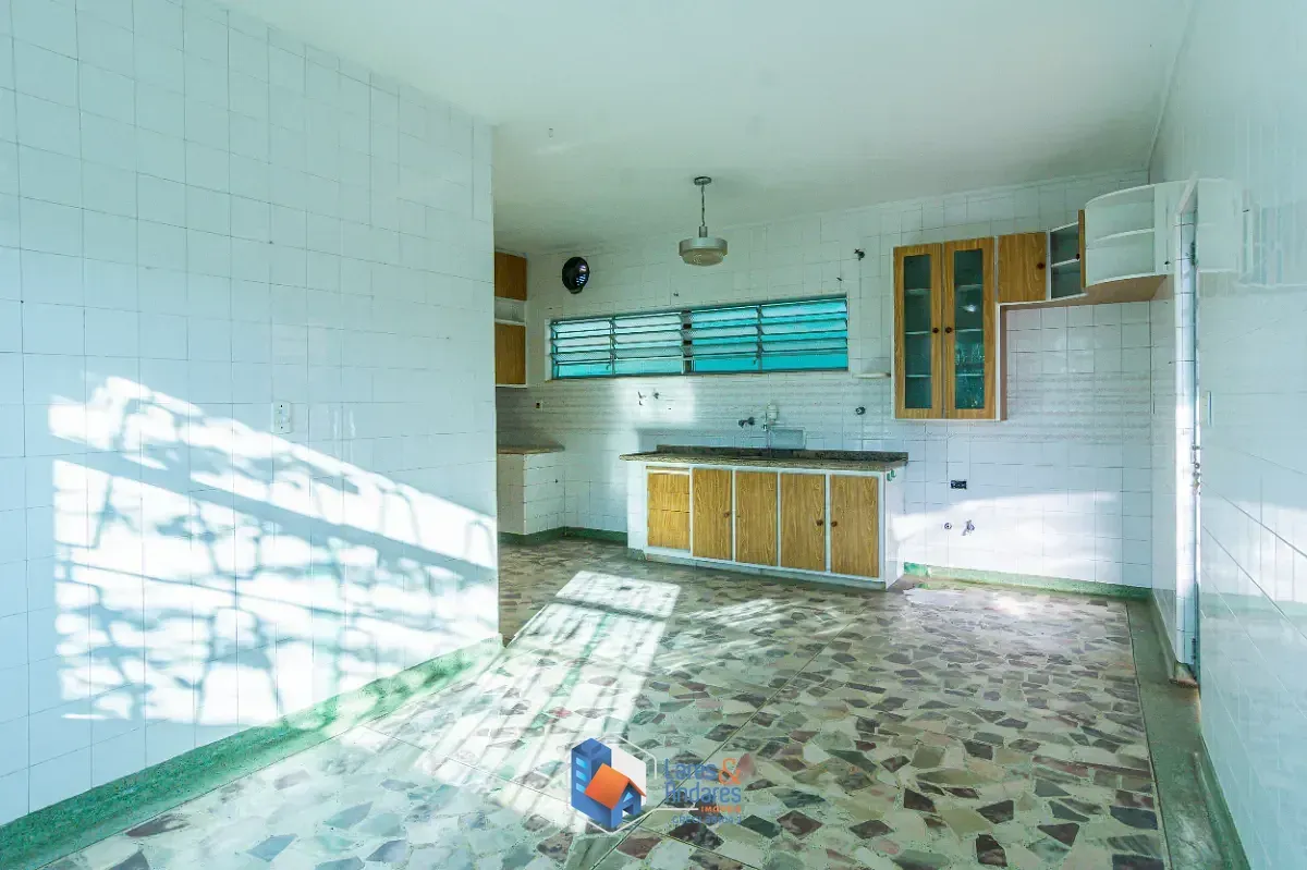 Imagem Casa para venda em Vila Albertina com 3 quartos, sendo 1 suíte, 200m²