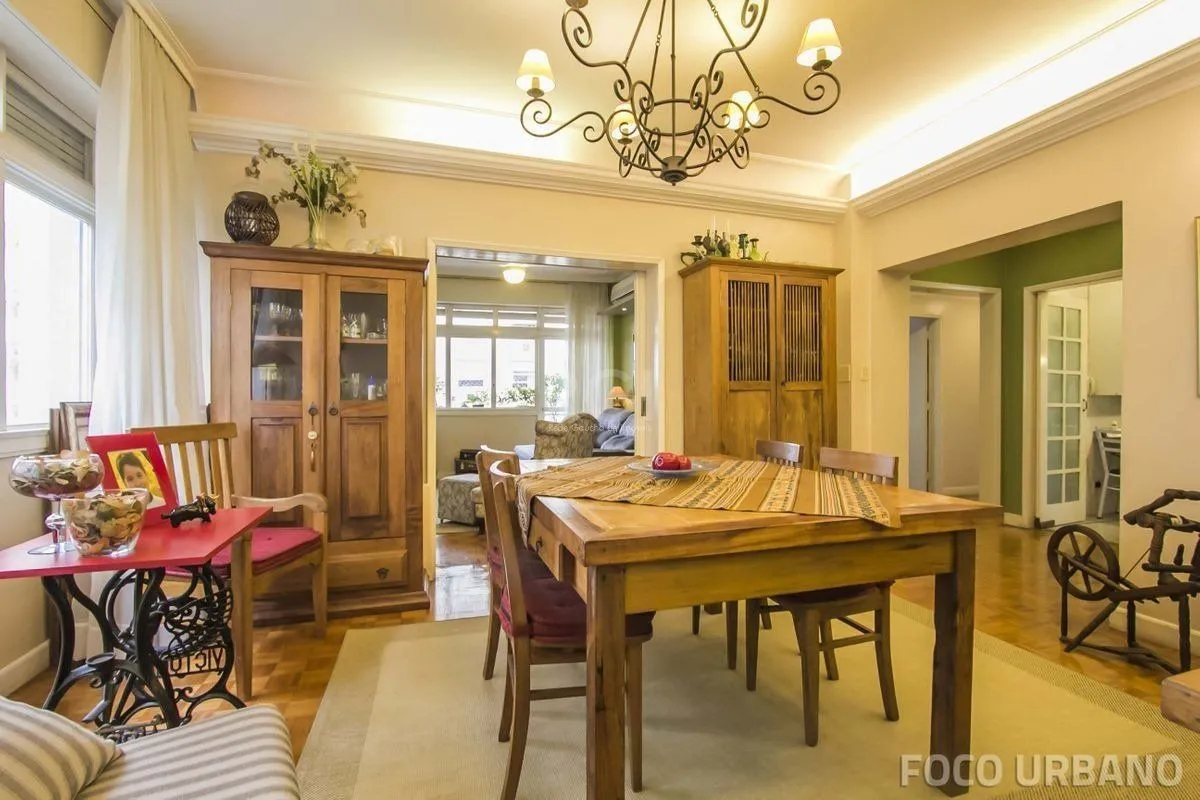 Imagem Apartamento para Venda - 155m², 4 dormitórios, sendo 1 suites, 1 vaga - Bom Fim