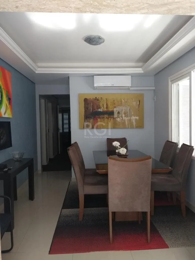Imagem Casa para Venda - 249.86m², 3 dormitórios, sendo 1 suites, 4 vagas - Medianeira