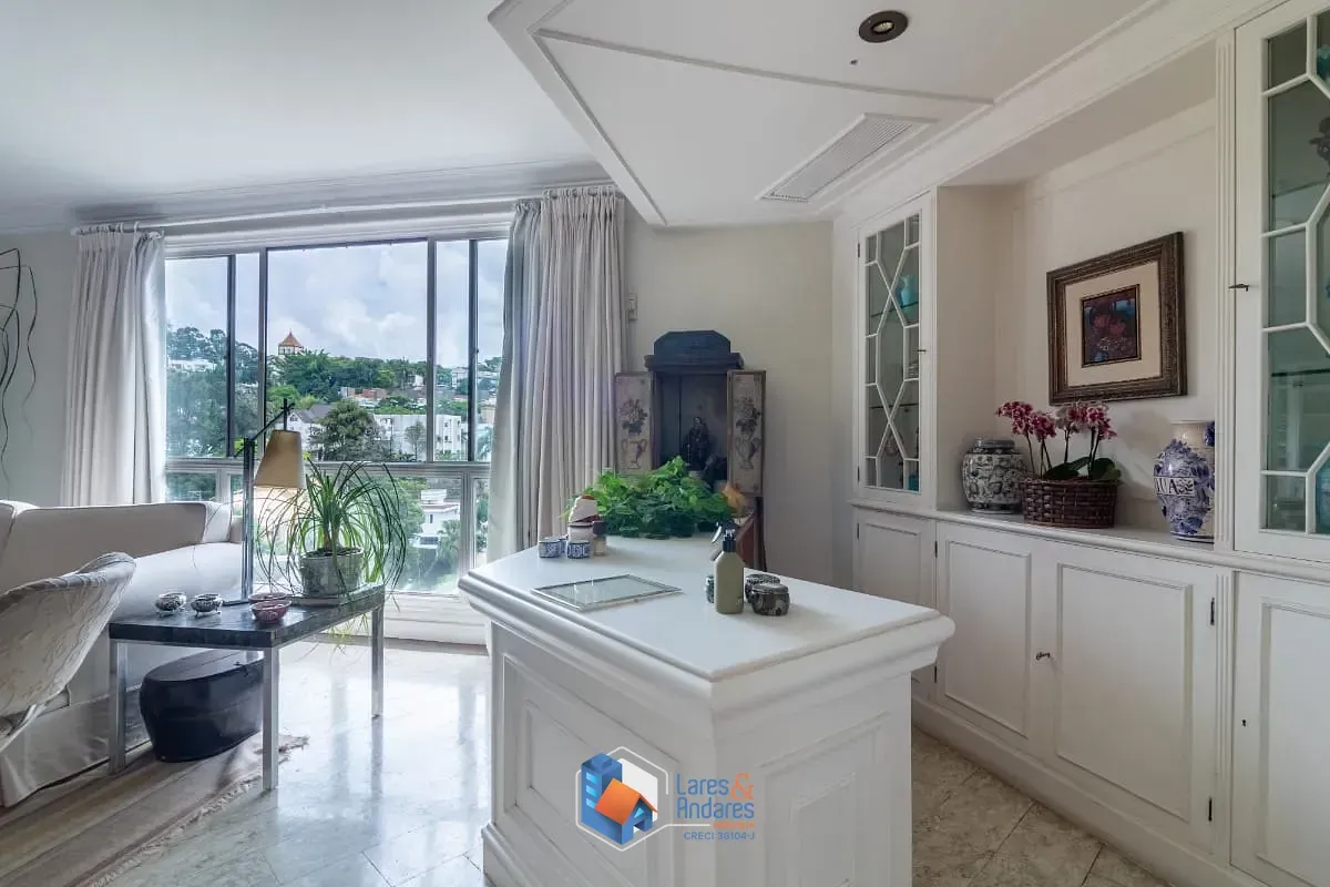 Imagem Apartamento para venda em Real Parque com 4 quartos, sendo 2 suítes, 251m²