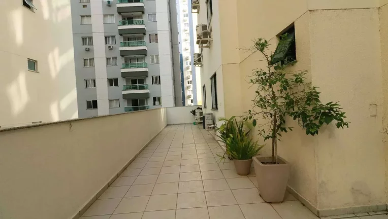 Imagem Apartamento com 3 suítes e 2 Vagas na Garagem em - Balneário Camboriú/SC