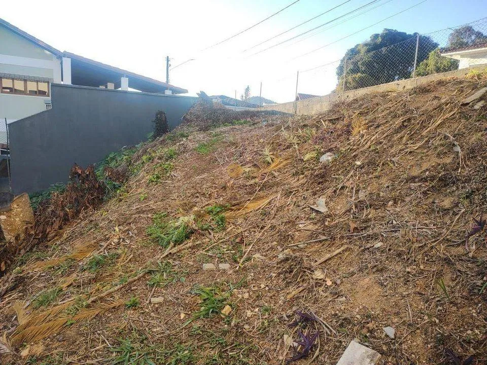 Imagem Terreno para Venda em Teresópolis / RJ no bairro Parque São Luiz
