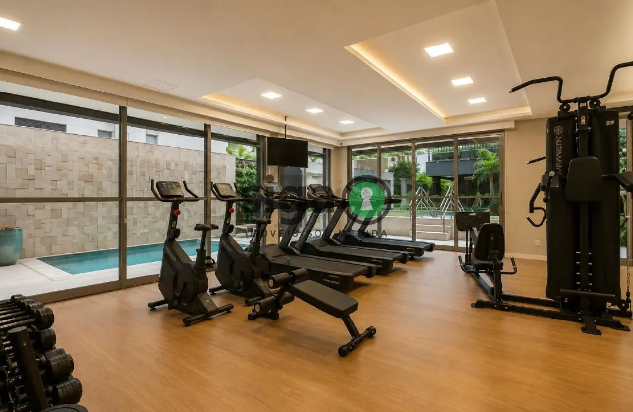 Imagem Apartamento em Perdizes à Venda, com 206m² com 4 suítes, 3 vagas, Semi Mobiliado.
