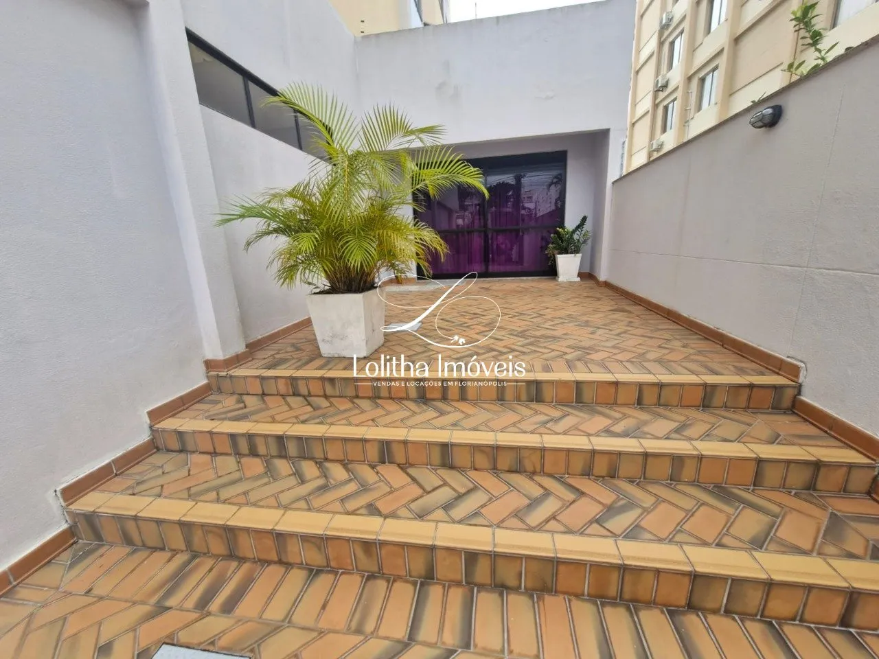 Imagem APARTAMENTO GARDEN COM TERRAÇO PRIVATIVO E 2 VAGAS NO BAIRRO DE FÁTIMA - FLORIANÓPOLIS/SC