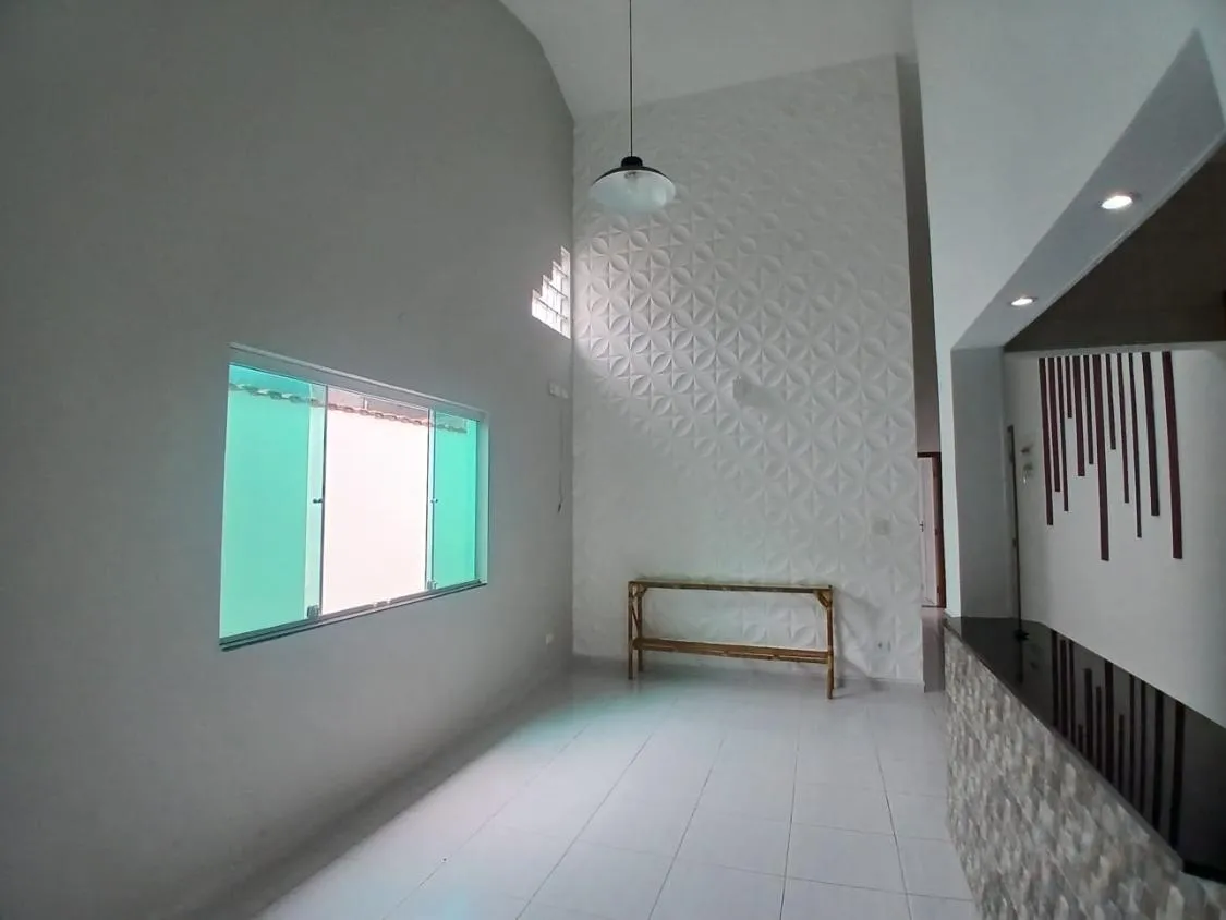 Imagem Linda casa próximo ao Mar