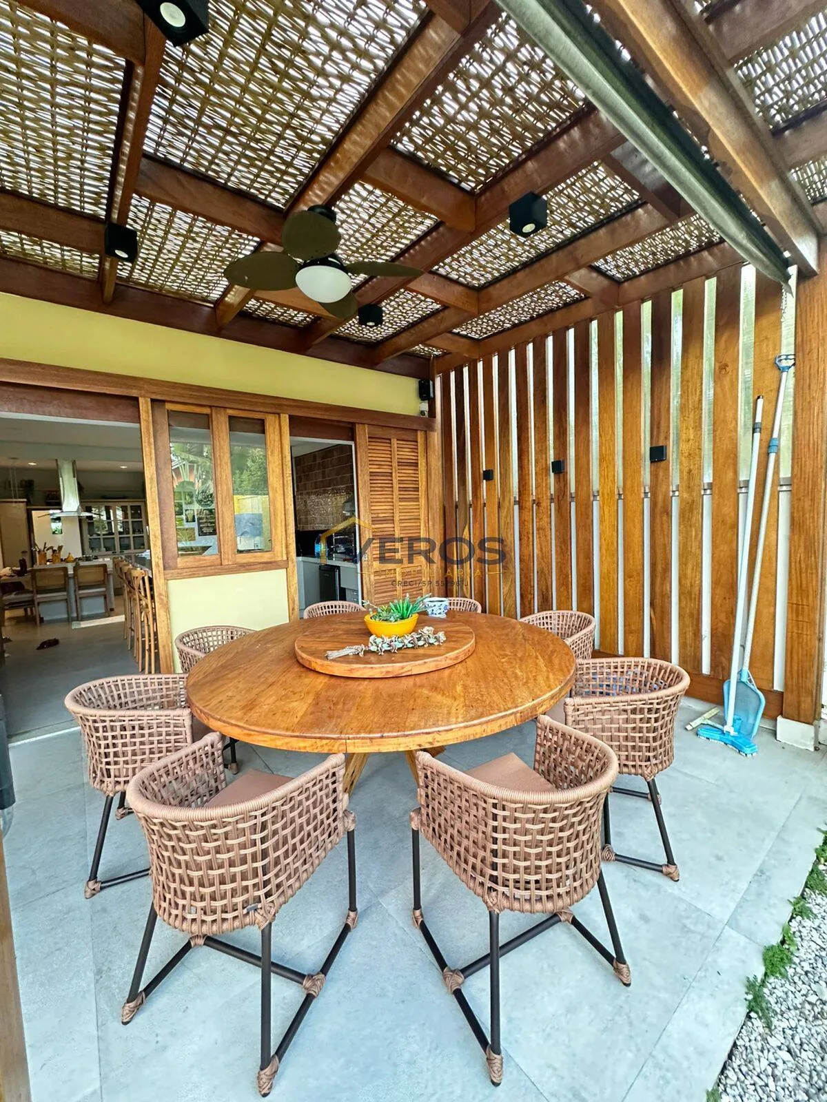 Imagem Casa com piscina a venda no Condomínio Portal Patrimonium em Caraguatatuba