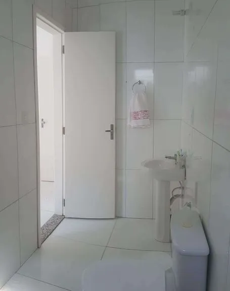 Casa com 4 Quartos para Alugar, 250 m² em Santa Mônica - Feira De Santana