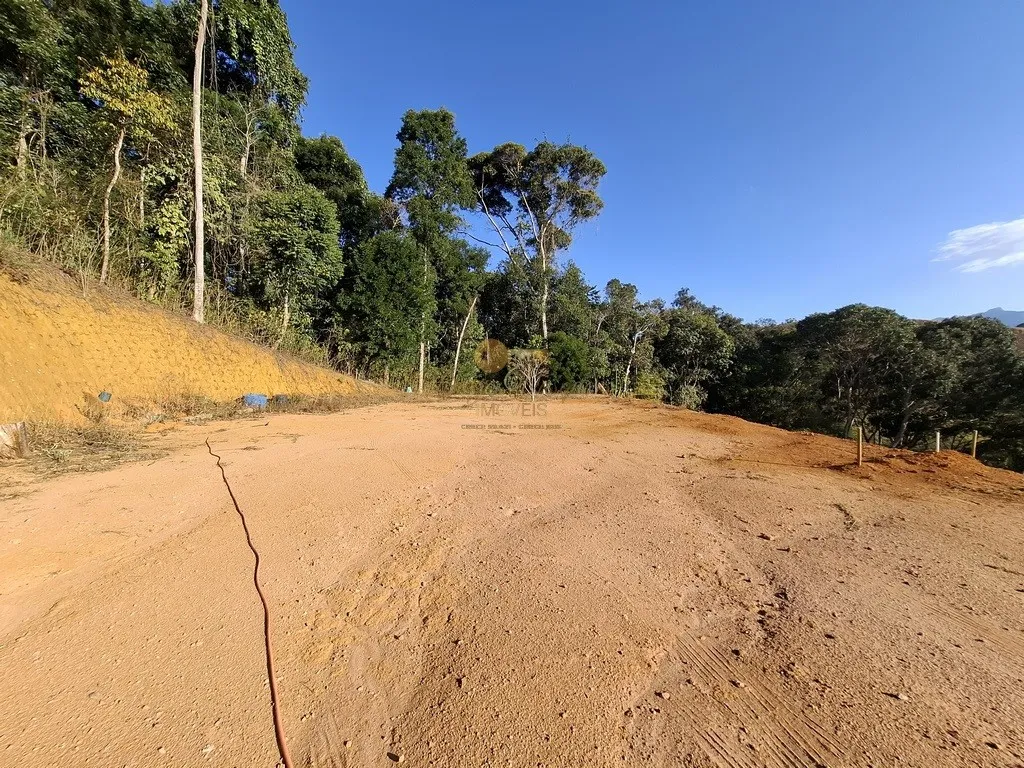 Imagem Terreno em Condomínio para Venda em Teresópolis / RJ no bairro Prata