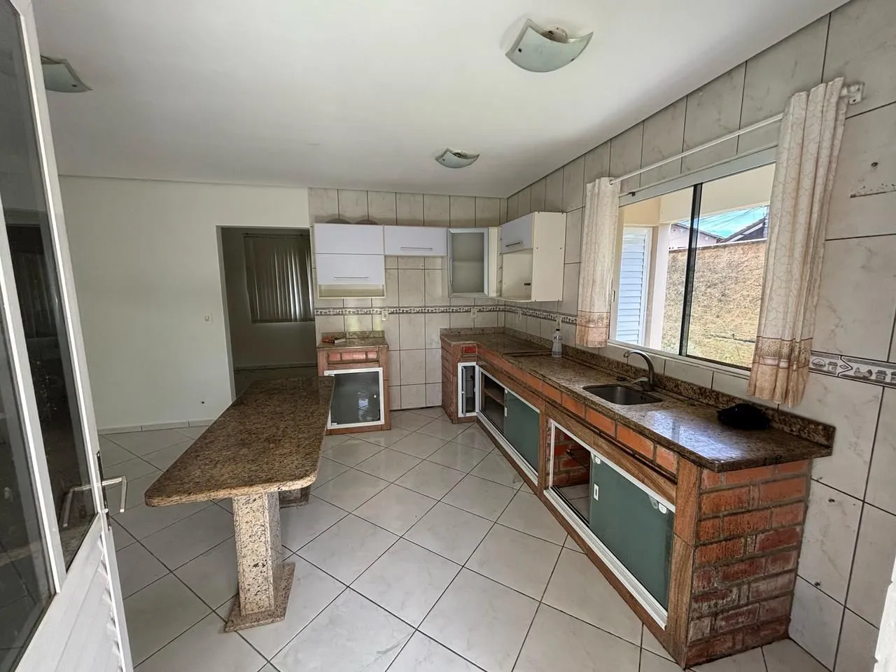 Imagem Casa à venda com 530.05m2 por R$ 1.260.000,00