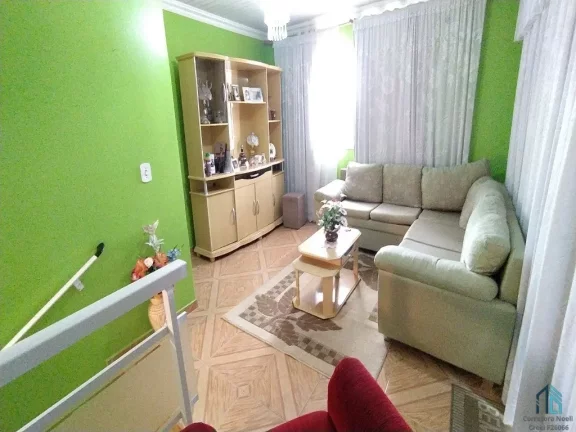 Imagem Casa a venda c/ amplo terreno, 05 quartos c/suíte no Santa Cândida/Boa Vista em Curitiba Pr