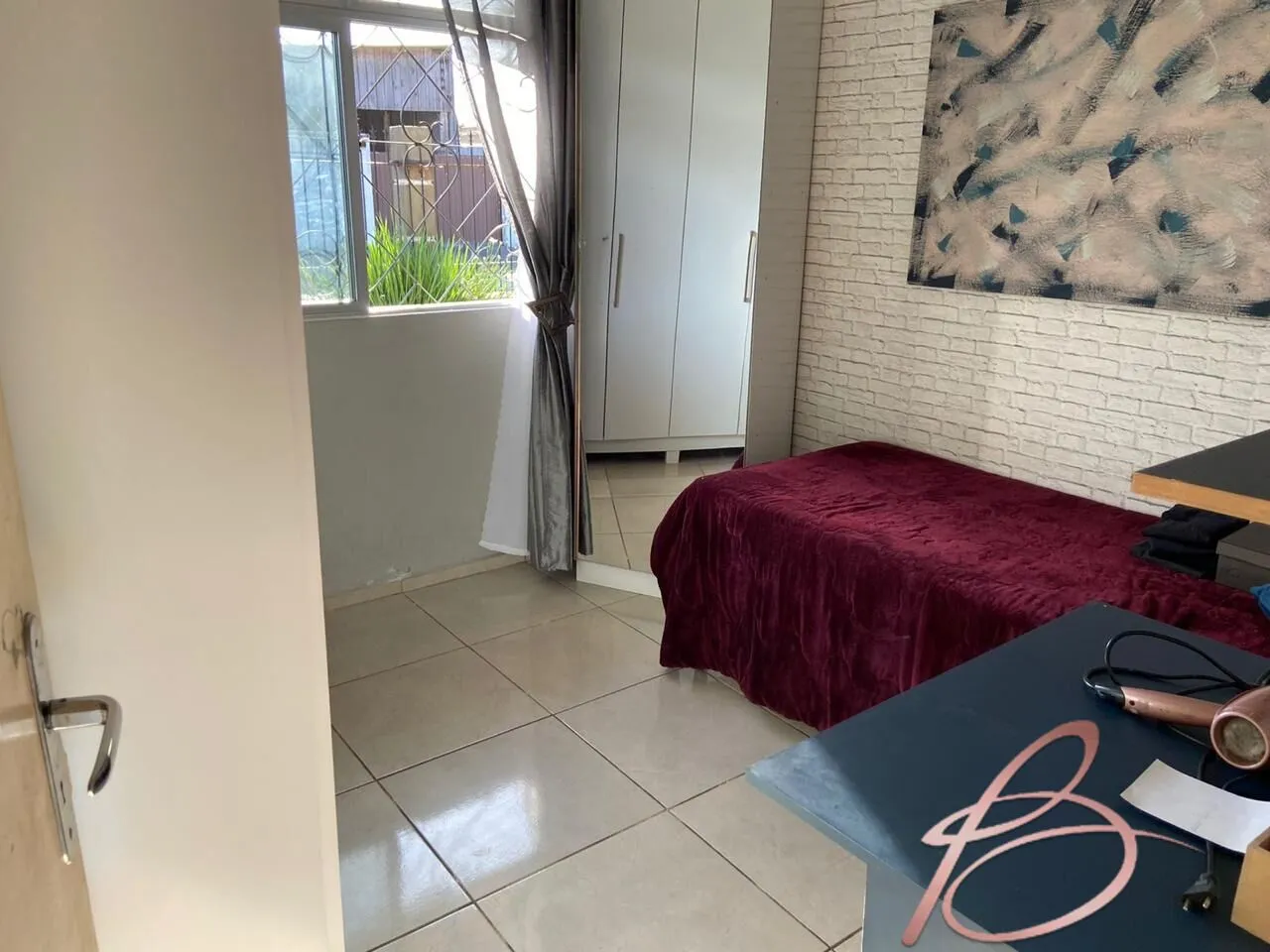 Imagem Casa de 2 pisos com 4 dormitórios á venda no Cordeiros