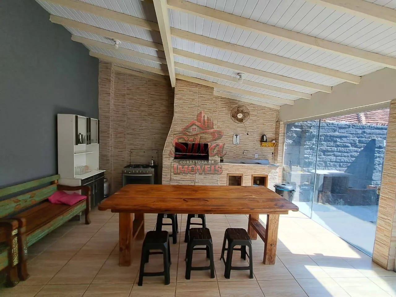 Imagem Casa 3 dormitórios com anexo a 180m do mar