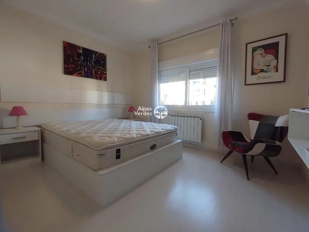 Imagem Vende-se Apartamento em Canela a 1 minuto da Catedral de Pedra