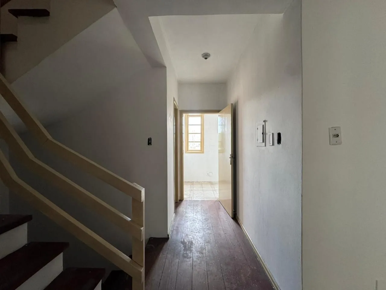 Imagem Casa à venda em Porto Alegre, Jardim São Pedro, com 5 quartos, 286m2