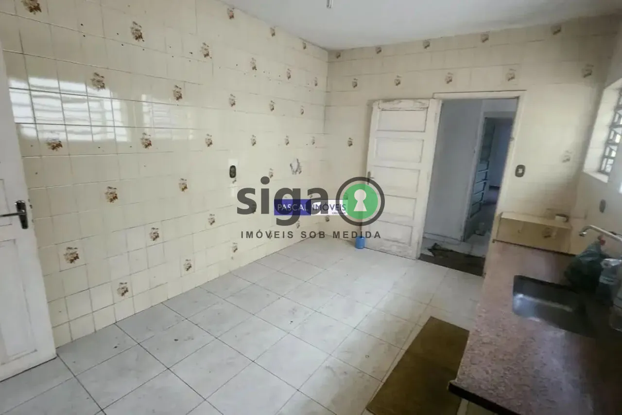 Imagem Casa à venda com 3 dormitórios e suíte