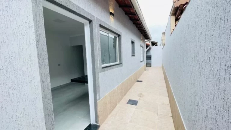 Imagem CASA GEMINADA NA TUPI 2 DORMITÓRIOS 1 SUÍTE!!!
