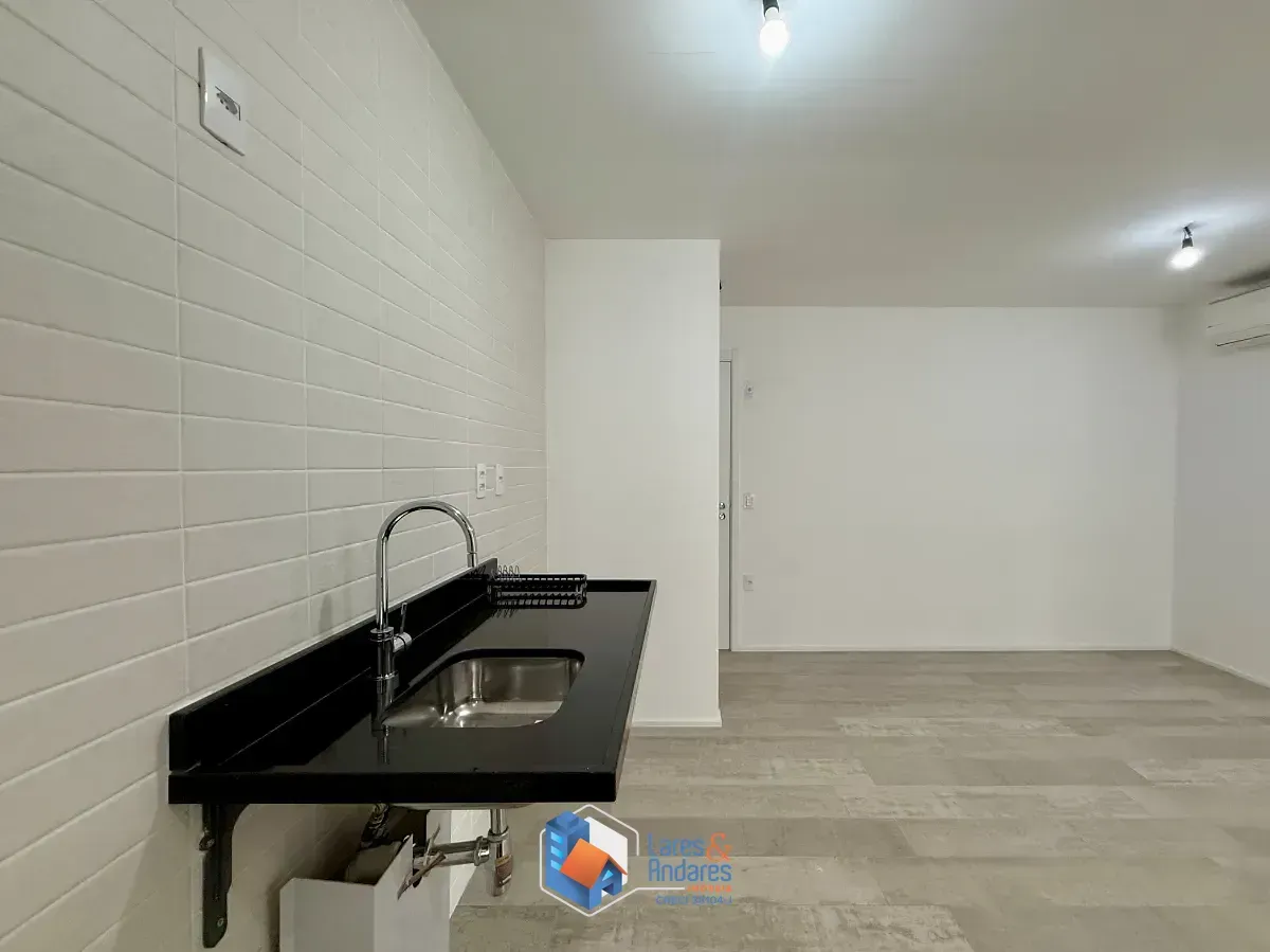 Imagem Apartamento para venda em Moema com 2 quartos, sendo 1 suíte, 64m²