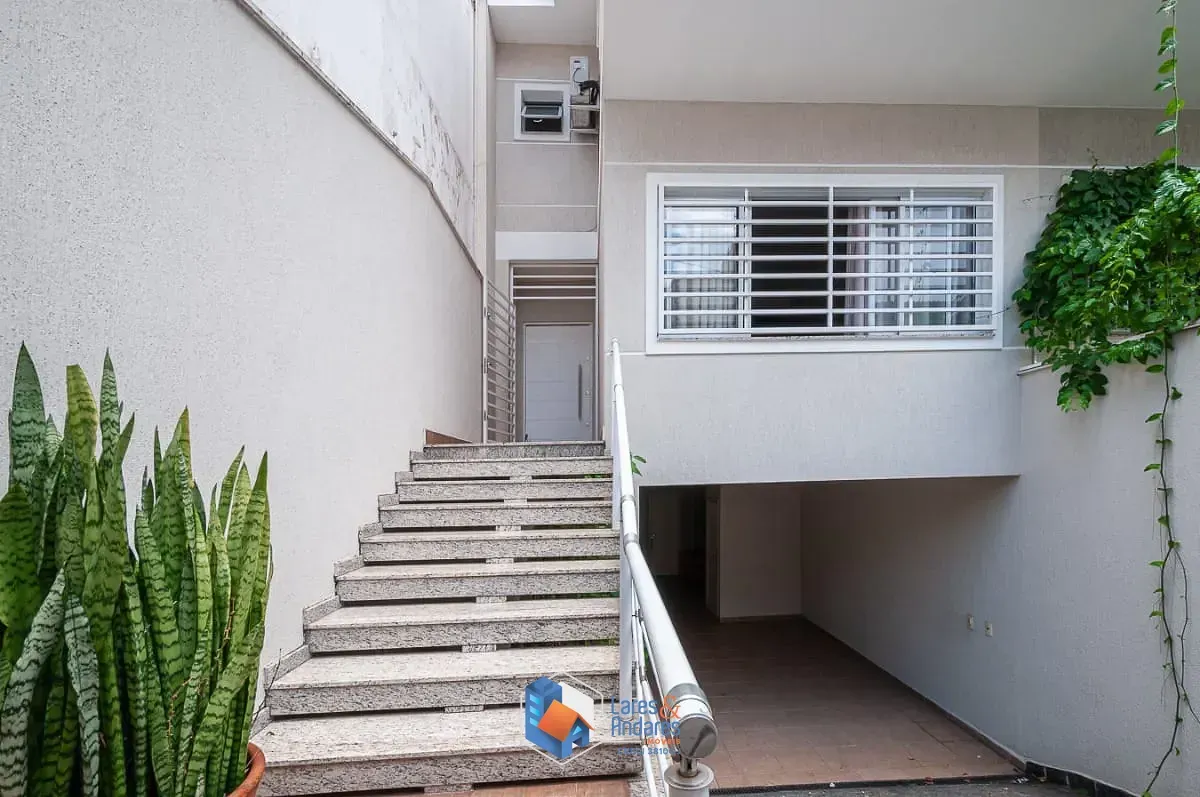 Imagem Sobrado para venda em Santana com 3 quartos, sendo 3 suítes, 160m²