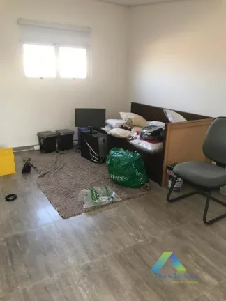 Imagem Sobrado em condomínio com 124m² - 2 dormitórios sendo 1 suíte com varanda, 2 banheiros e um lavabo,