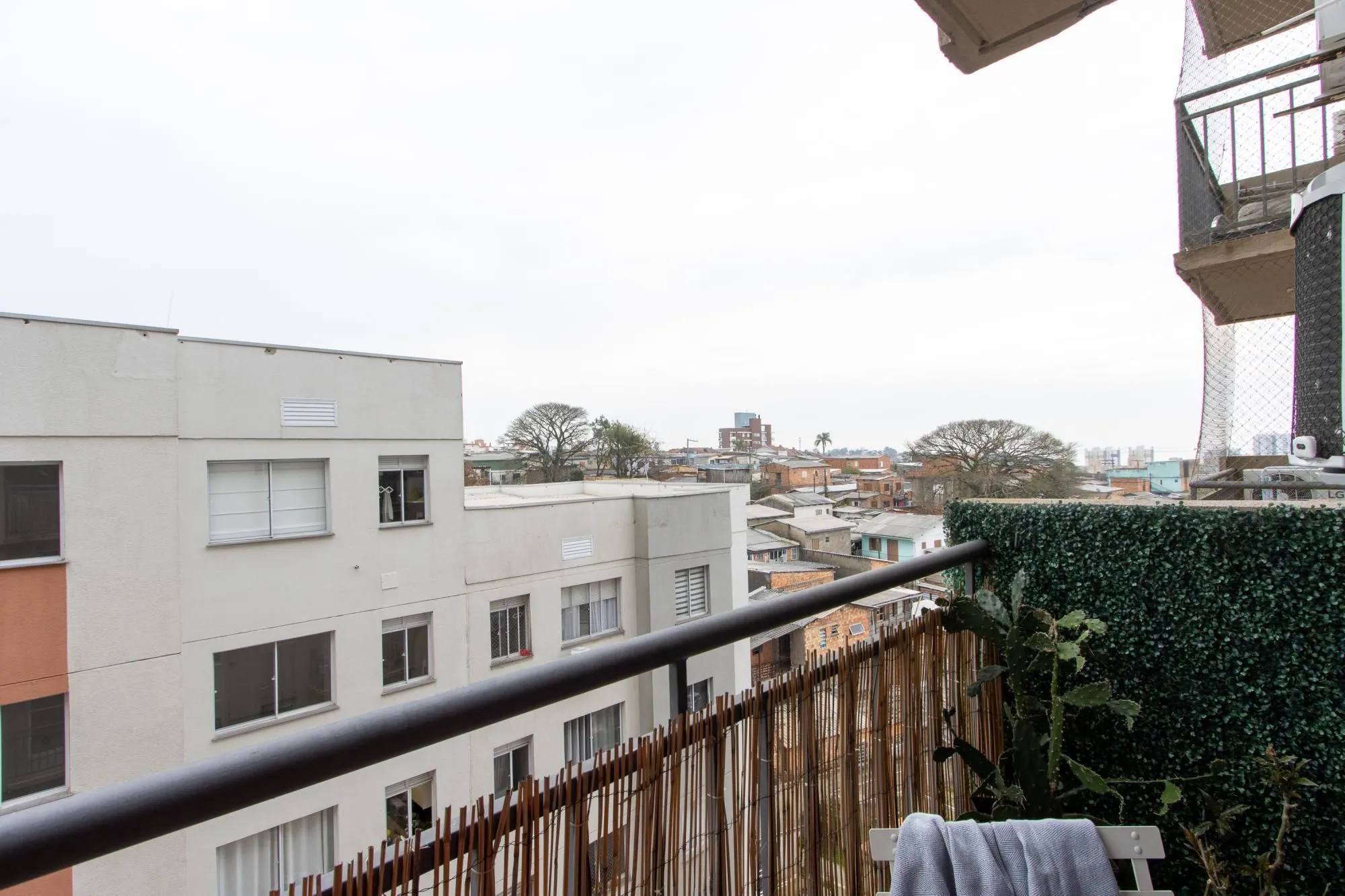 Imagem Excelente apartamento de 2 dormitórios na Tristeza- Zona Sul