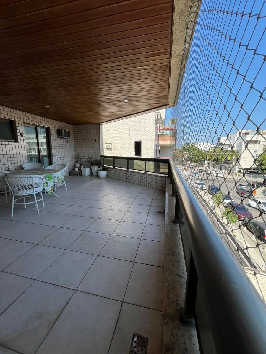 Imagem Apartamento a Venda no bairro Recreio dos Bandeirantes - Rio de Janeiro, RJ