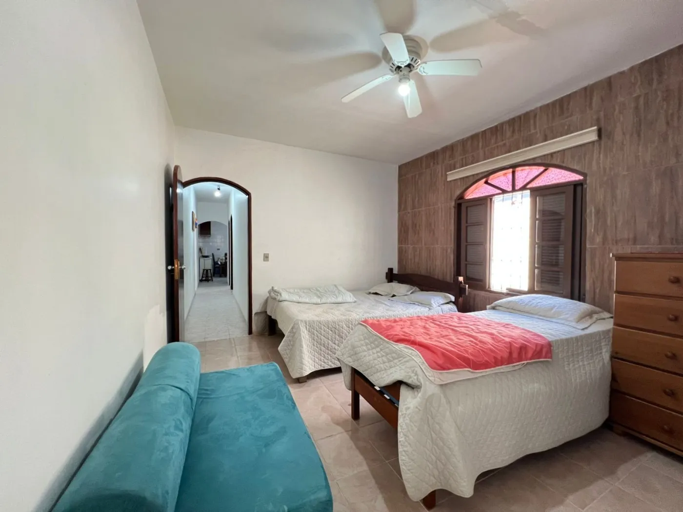 Imagem Casa para Venda em Praia Grande, Real, 2 dormitórios, 1 suíte, 2 banheiros, 2 vagas
