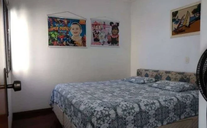 Imagem Sobrado Vila Gilda com 201m² com 3 dormitorios, 4 vagas de Garagens