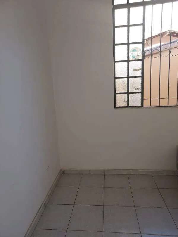 Imagem 4 VAGAS+ 5 QUARTOS +3 SUÍTES + 4 SALAS+ RESIDENCIAL OU COMERCIAL+VALOR DO M² MUITO ATRATIVO!!!!!!!!