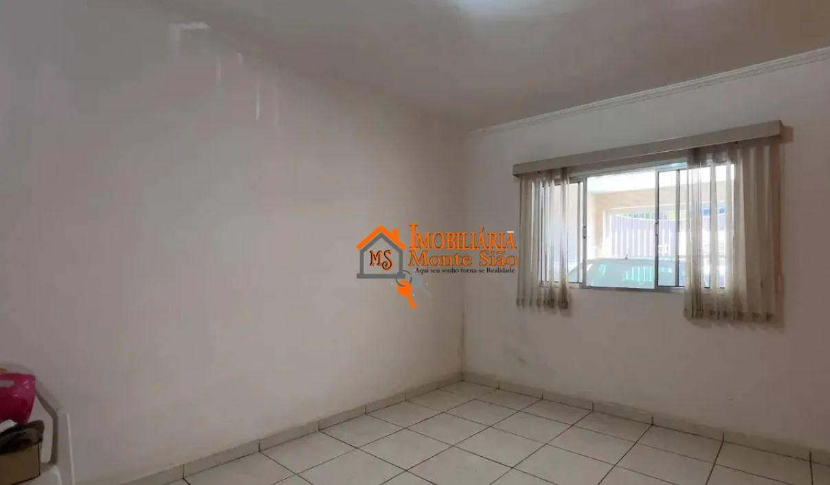 Imagem Sobrado com 4 dormitórios à venda, 200 m² por R$ 636.000 - Vila Nossa Senhora de Fátima - Guarulhos/SP