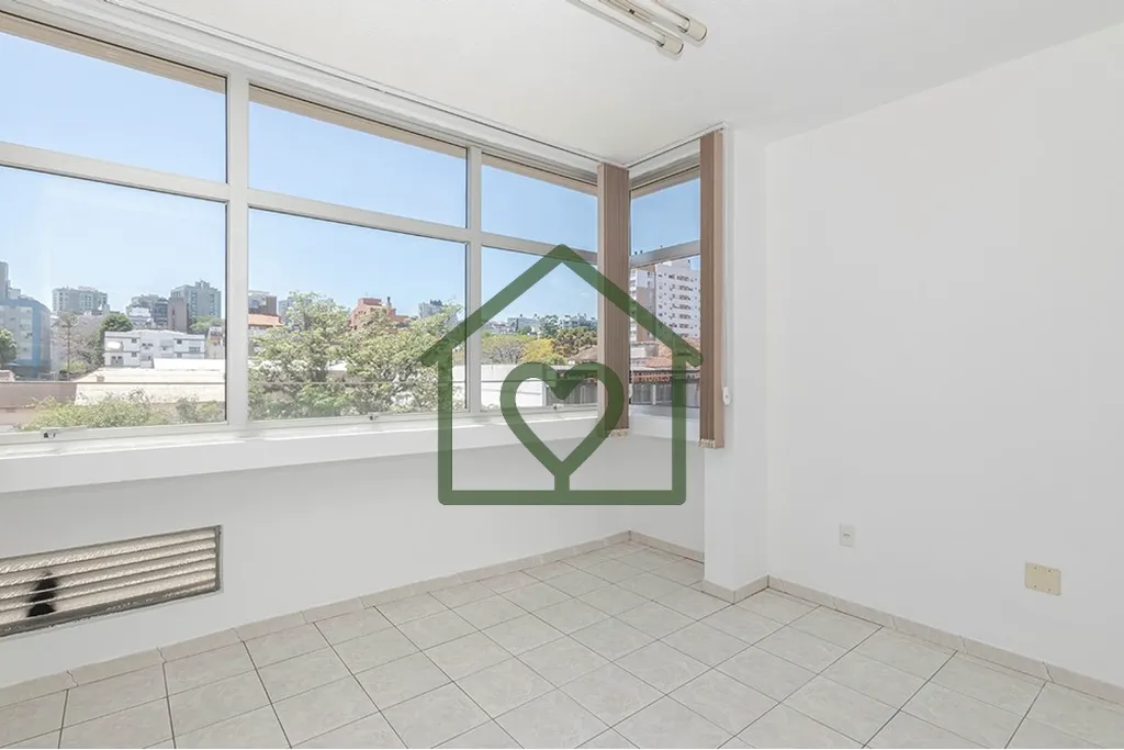 Imagem Se você está em busca de um excelente investimento comercial em Porto Alegre, este conj. comercial...