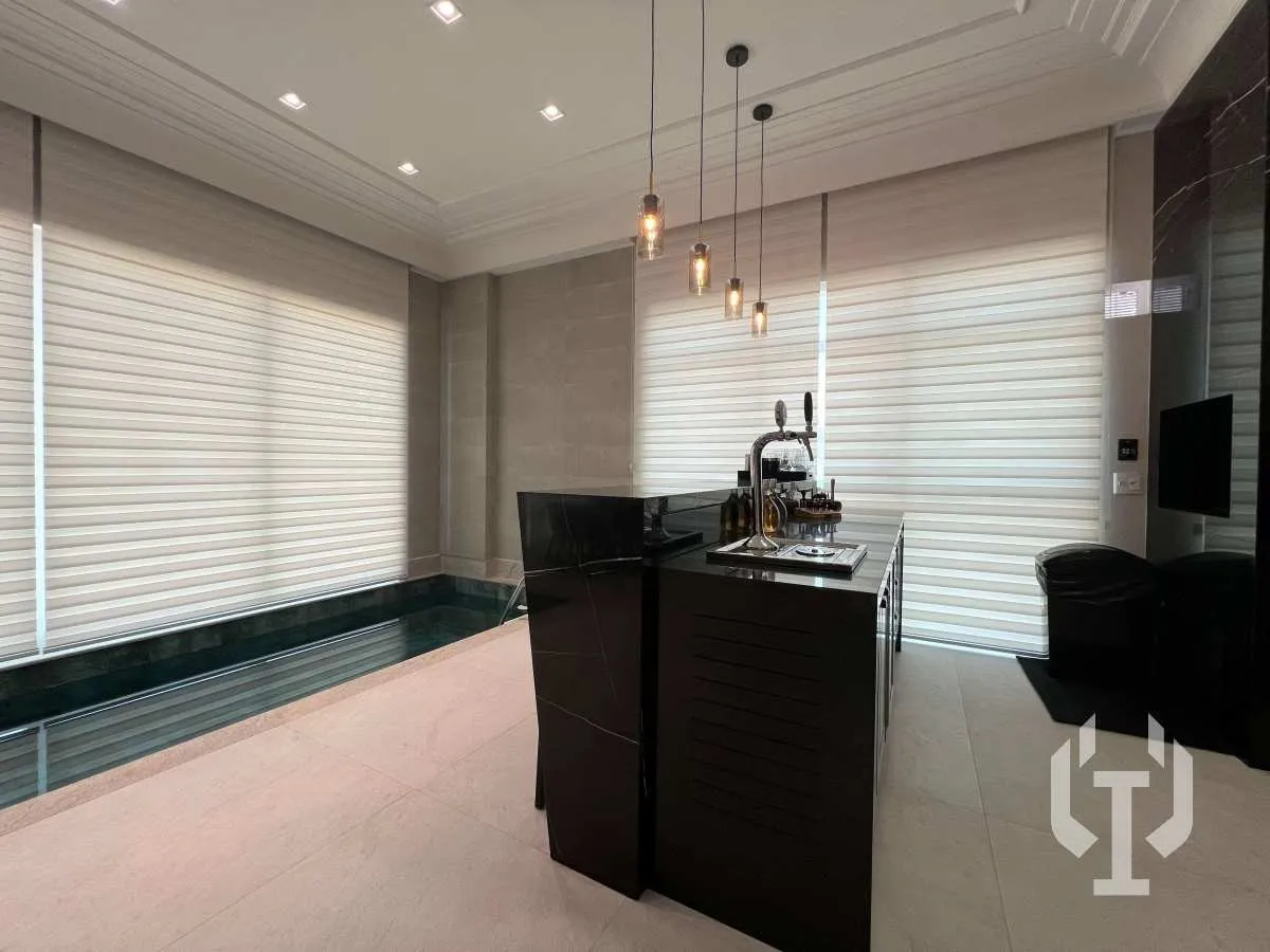 Imagem Apartamento à venda, no Residencial St. Andrews, em Itapema, Meia Praia, com 4 quartos, 305m2