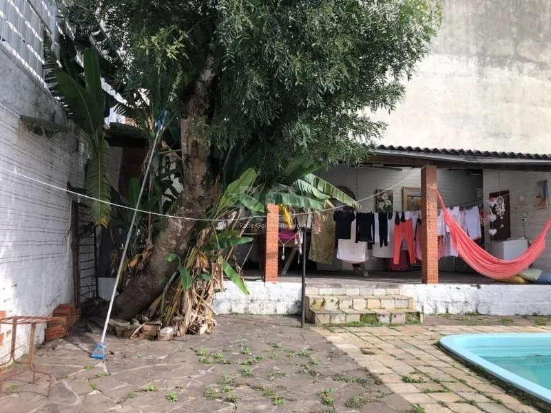 Imagem Casa para Venda - 200m², 3 dormitórios, sendo 1 suites, 2 vagas - Chácara das Pedras