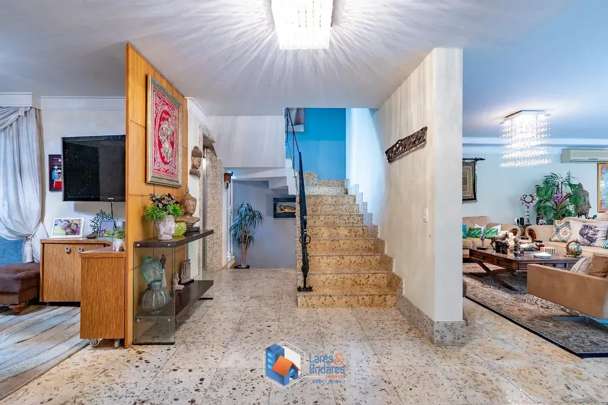 Imagem Casa no condomínio Vitória Régia para venda com 4 quartos, sendo 2 suítes, 800m²