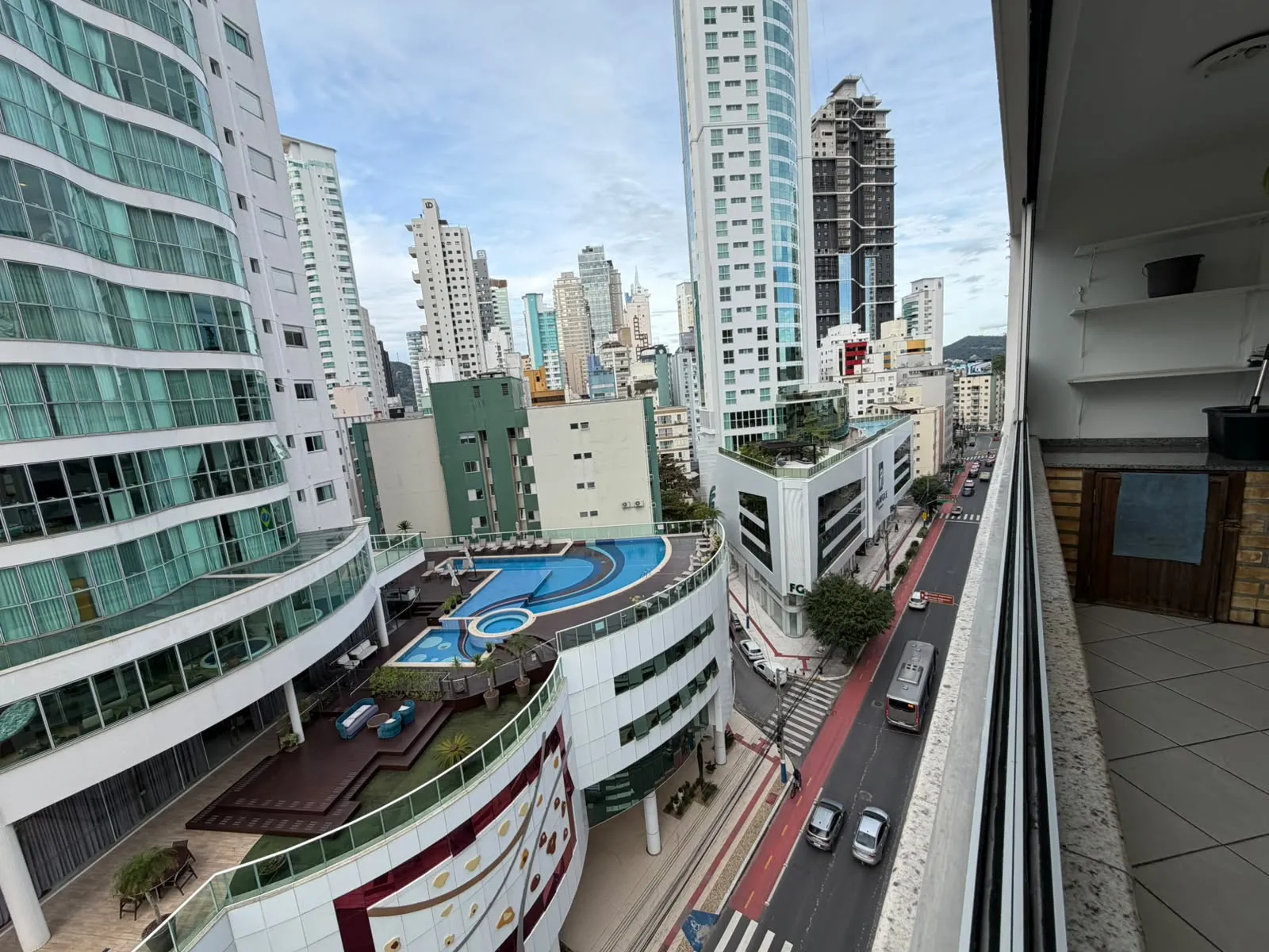 Imagem Apartamento com vista para o mar à venda com 85m2 por R$ 850.000,00