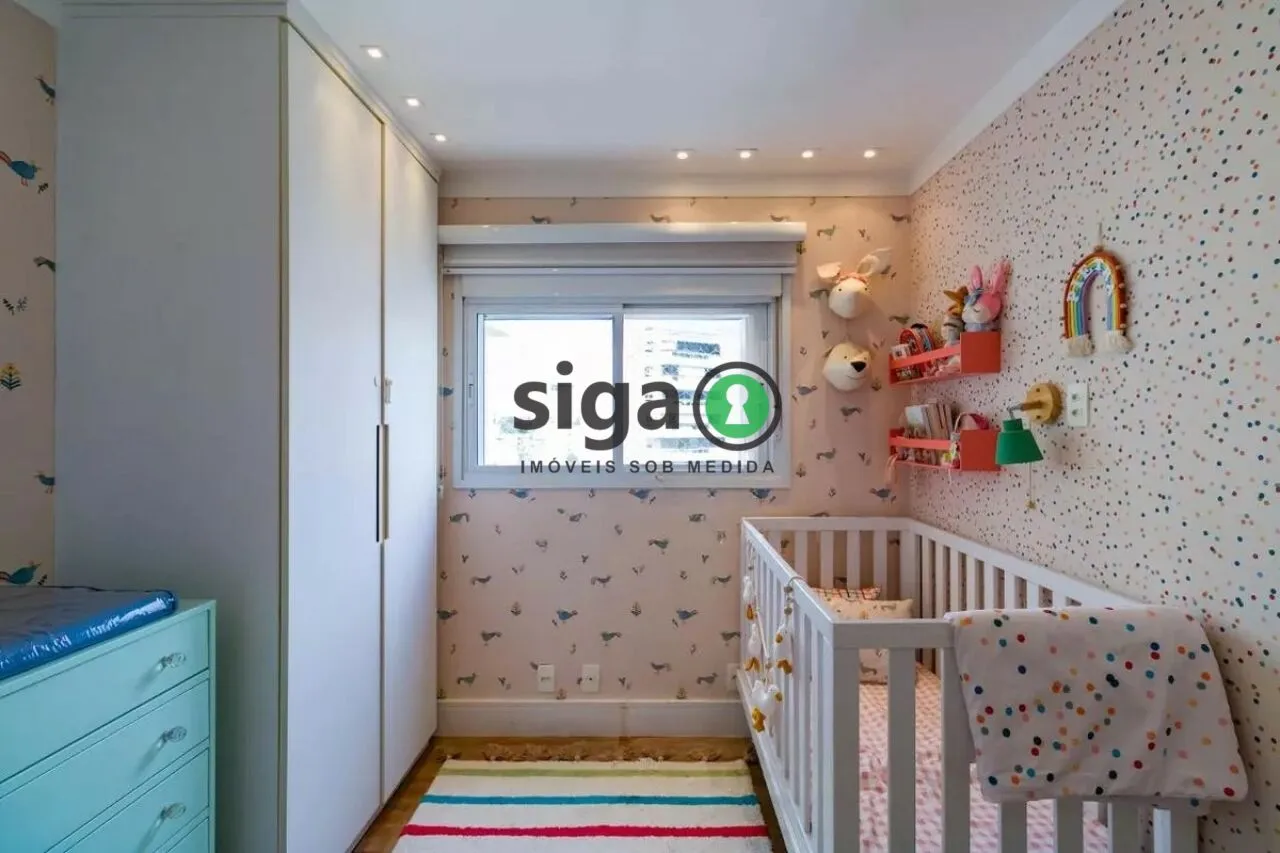Imagem Apartamento á Venda na Vila Andrade, de 200 m, 4 quartos e 3 vagas.
