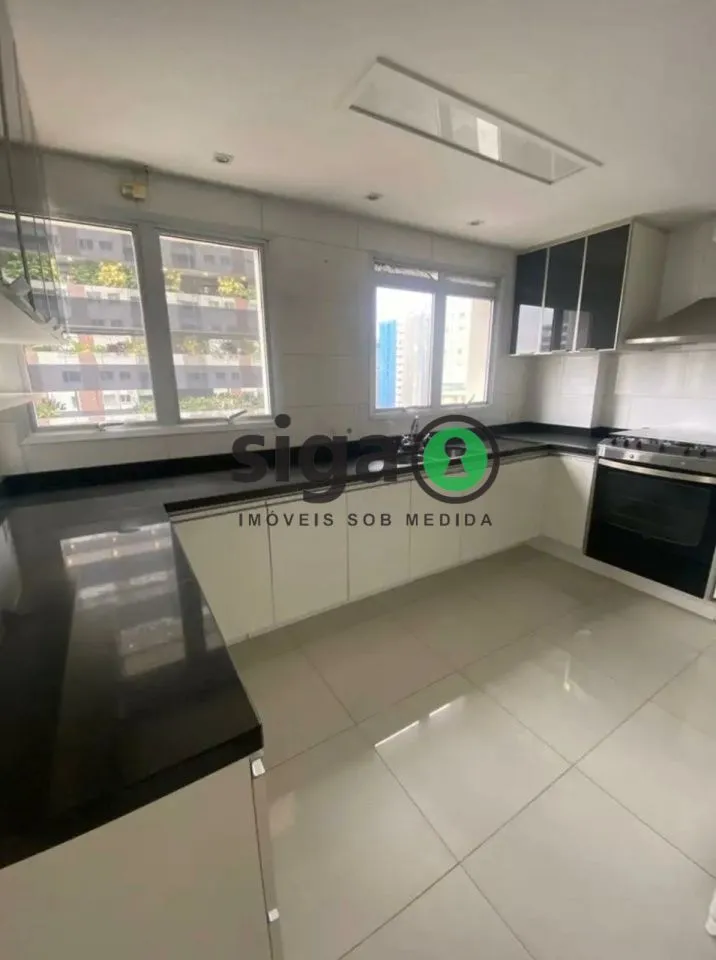 Imagem Apartamento para locação com 220m² no Itaim, com 3 suites e 3 vagas