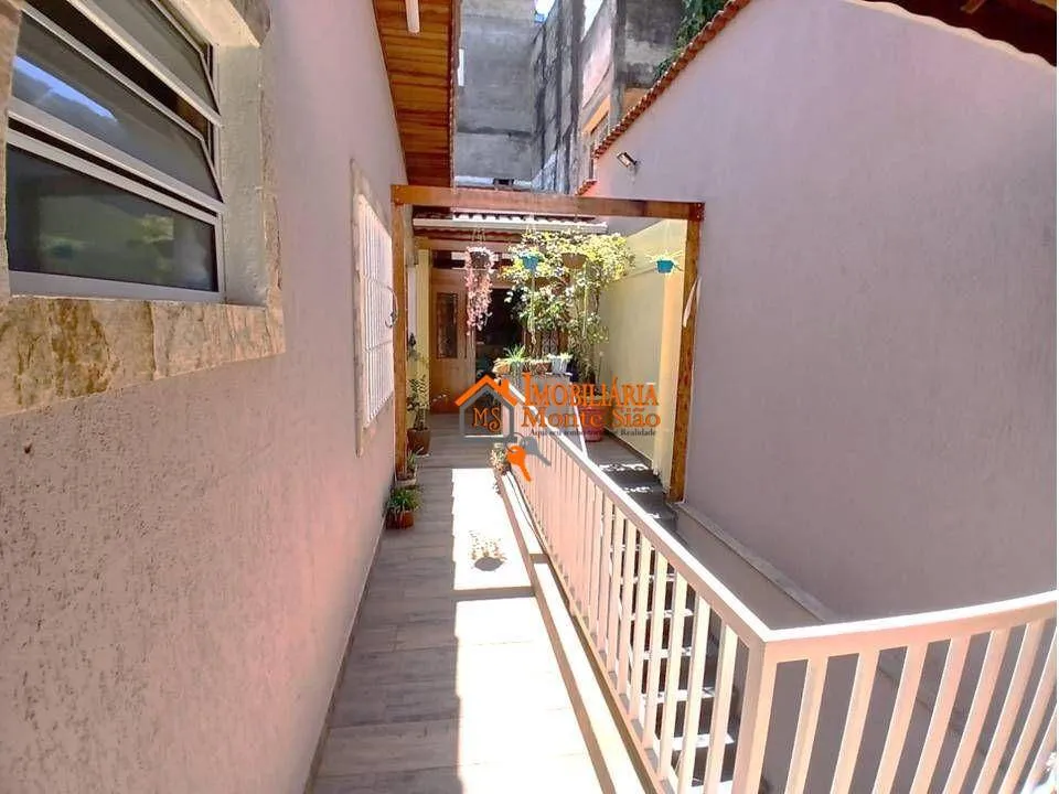 Imagem Sobrado com 3 dormitórios à venda, 220 m² por R$ 695.000,00 - Jardim Palmira - Guarulhos/SP