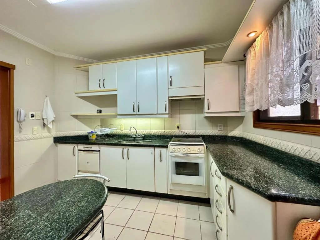Imagem Apartamento 3 Dormitórios - Bairro Zona Nova