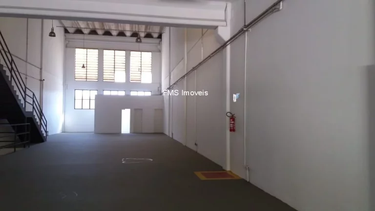Imagem Galpão 1000m2 para locação em Tamboré Barueri ARMAZÉM COMERCIAL INDUSTRIAL