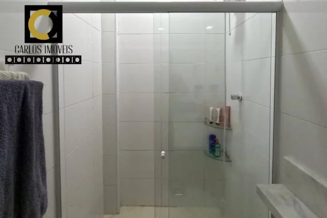 Imagem Sobrado Amplo c/ Área Gourmet - 3 Dorms e Suíte - Próx. à Praia