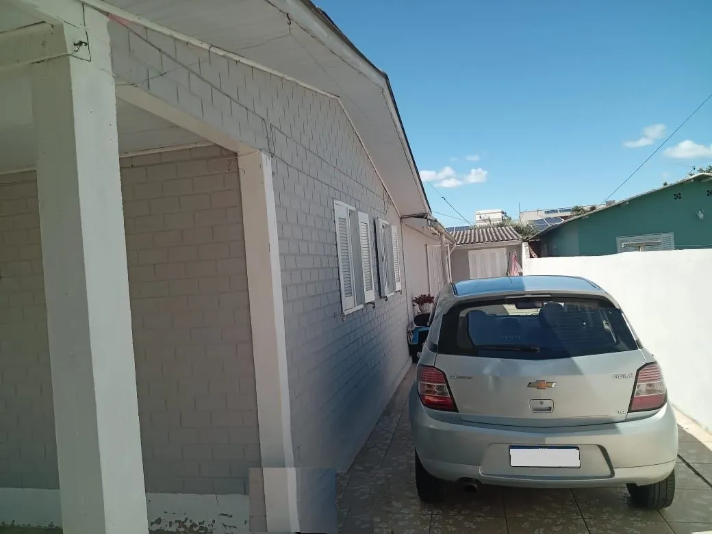Imagem Casa 2 dormitórios, 1 suíte, 2 vagas