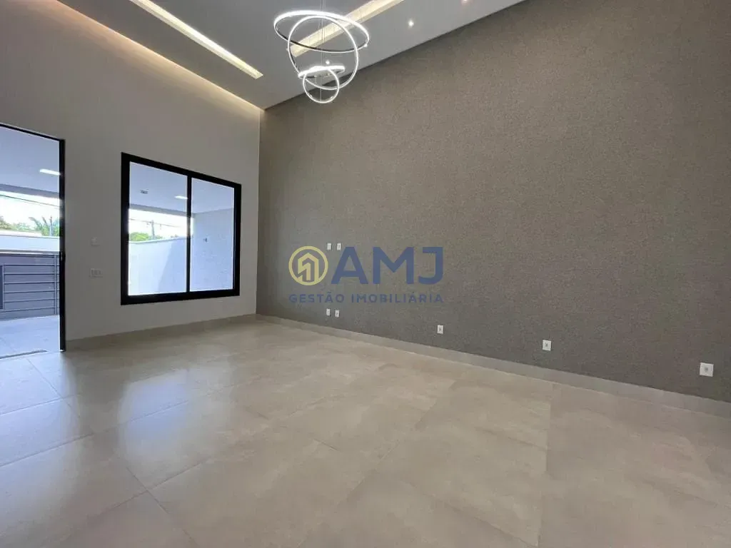 Imagem Casa Térrea de Alto Padrão no Residencial Garavelo Park