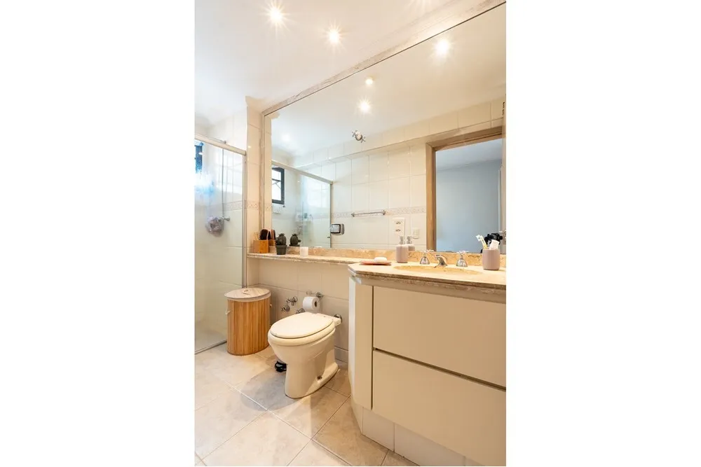 Imagem Apartamento à venda em São Paulo, Moema, com 4 quartos, 141m2