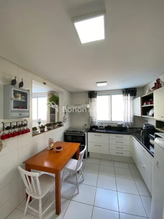 Imagem Casa de Alto Padrão em Condomínio Fechado no Parque Taquaral - Campinas/SP

Se você busca confort...