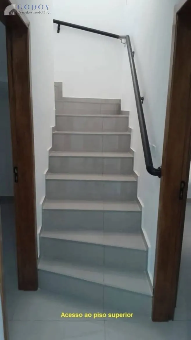 Imagem Casa Nova com Espaço Gourmet no Cond. Laguna - Conforto, Estilo e Lazer.