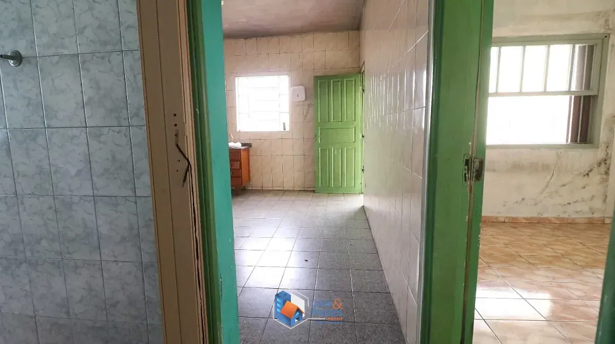 Imagem Casa para venda em Parque Peruche com 4 quartos, 197m²