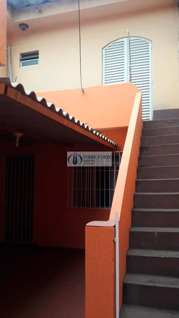 Imagem Belo sobrado 5 dormitórios 3 vagas no Parque São Lucas